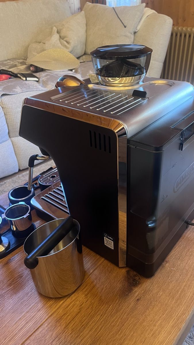 De'Longhi Kaffeemaschinen & Espressomaschinen: Delonghi La Specialista – Neu (gemäss Beschreibung) aus Visp von Dini113 2