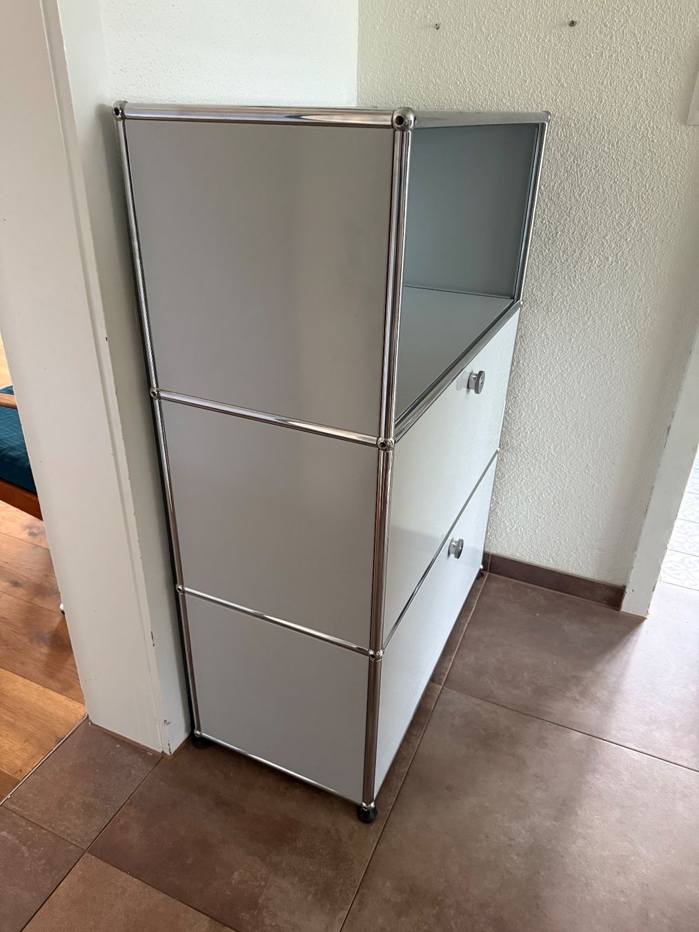 USM Scaffali: USM Haller Sideboard 1x3 Lichtgrau Q2 – Usato da Balsthal venduto da Designhaus.Schmitt 3