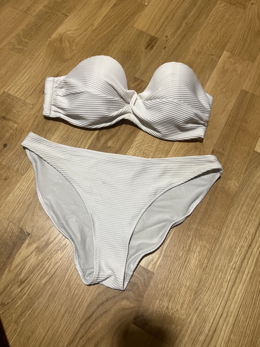 Costumi da bagno & Bikini: Maillot de bain blanc – Usato da Le Locle venduto da Mayd_h