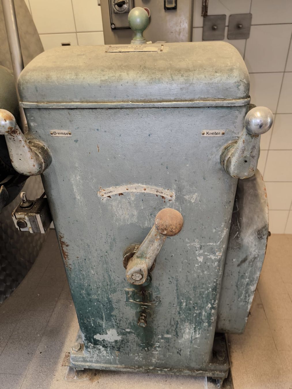 Toutes les machines: Egli Buttermaschine – D'occasion à Hofstatt par Schteime 1