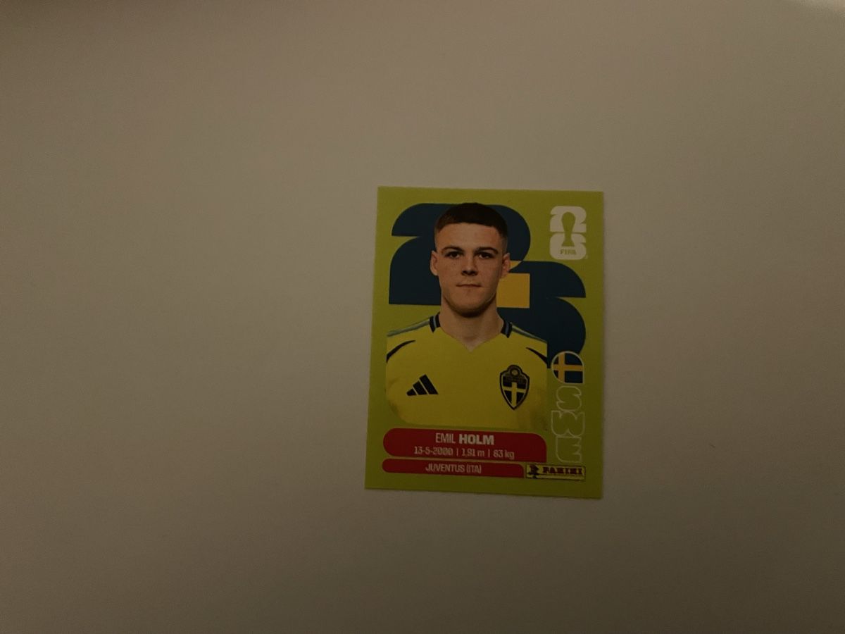 Panini Carte collezionabili: FIFA WM 2026 Emil Holm SWE 5 – Nuovo (secondo la descrizione) da Winterthur venduto da Cobraforce