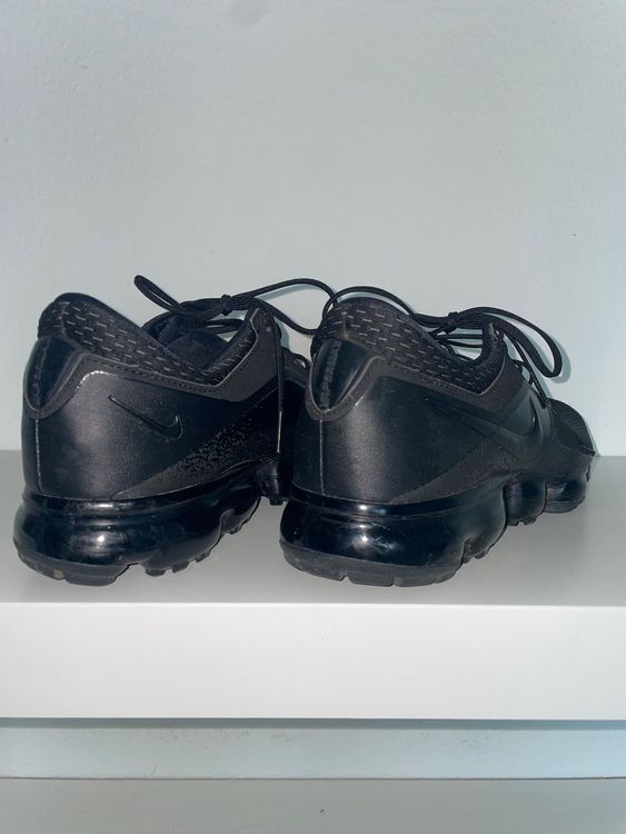 Nike Scarpe da uomo: Nike Air VaporMax Schwarz – Usato da Basel venduto da Dean828 3