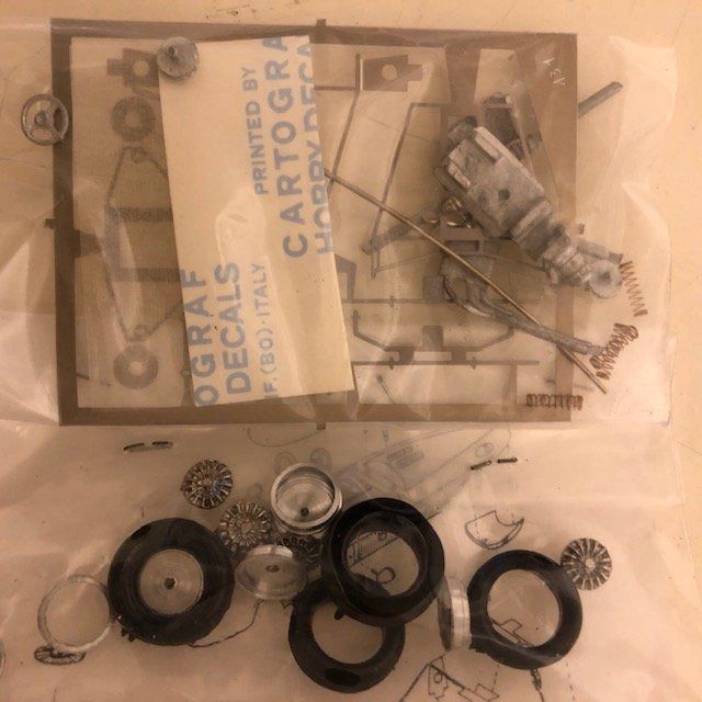 Ferrari Modellautos: FDS-Kit Ferrari – Neu (gemäss Beschreibung) aus Muttenz von Gucci2005 5