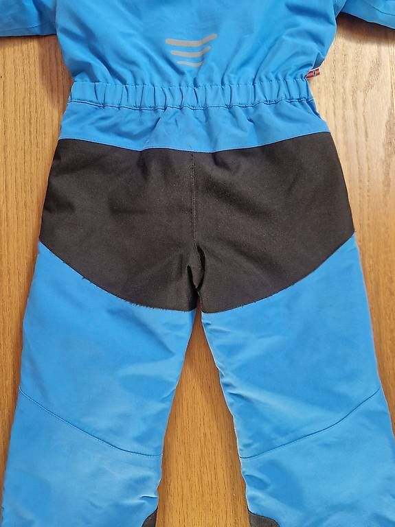 Completi: Trollkids Skiazug hellblau  – Usato da Chur venduto da and_rx6r 2