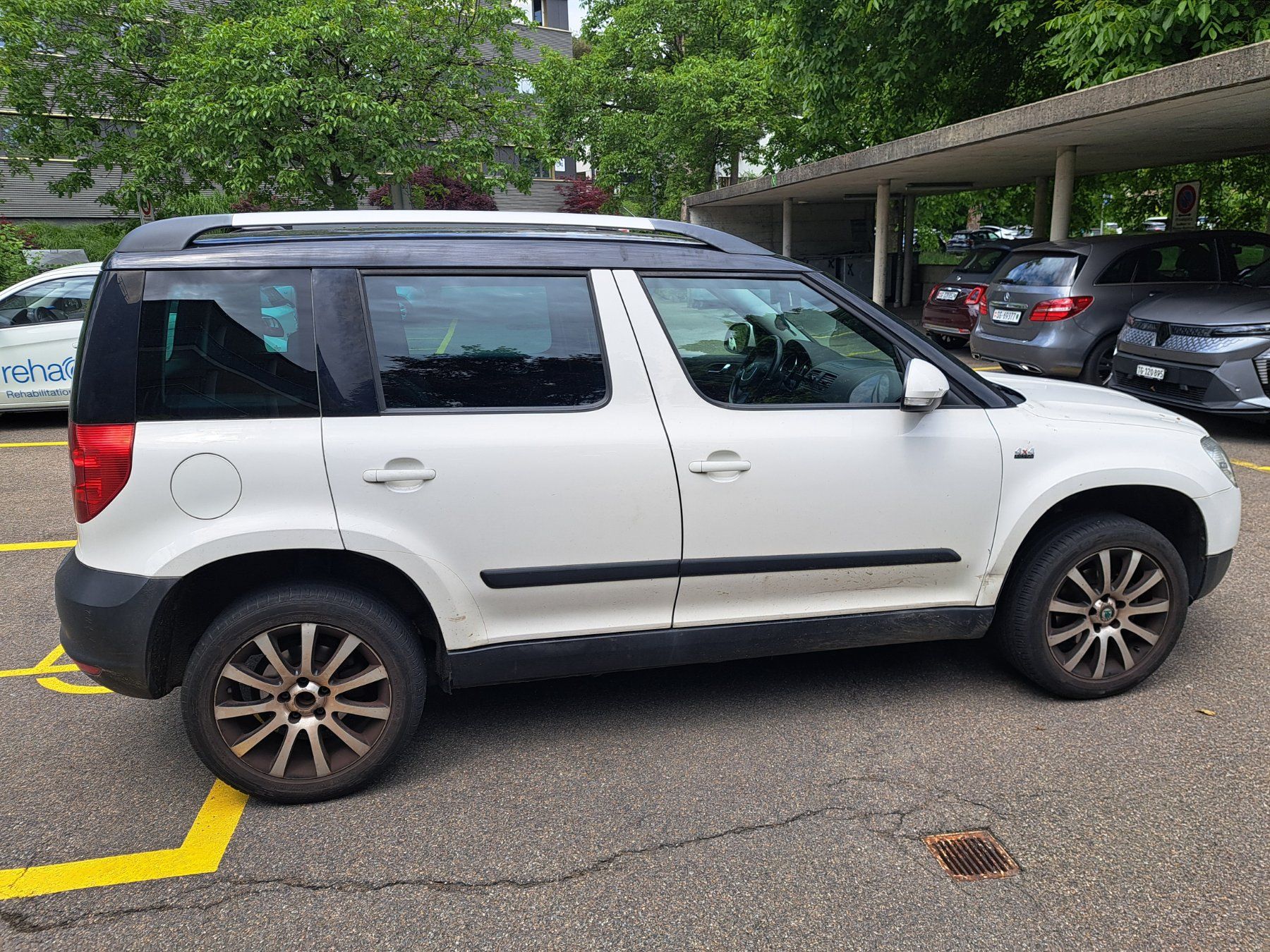 Skoda Automobili: Skoda Yeti 2.0 TDI 2011 – Usato da St. Gallen venduto da Thornator 5