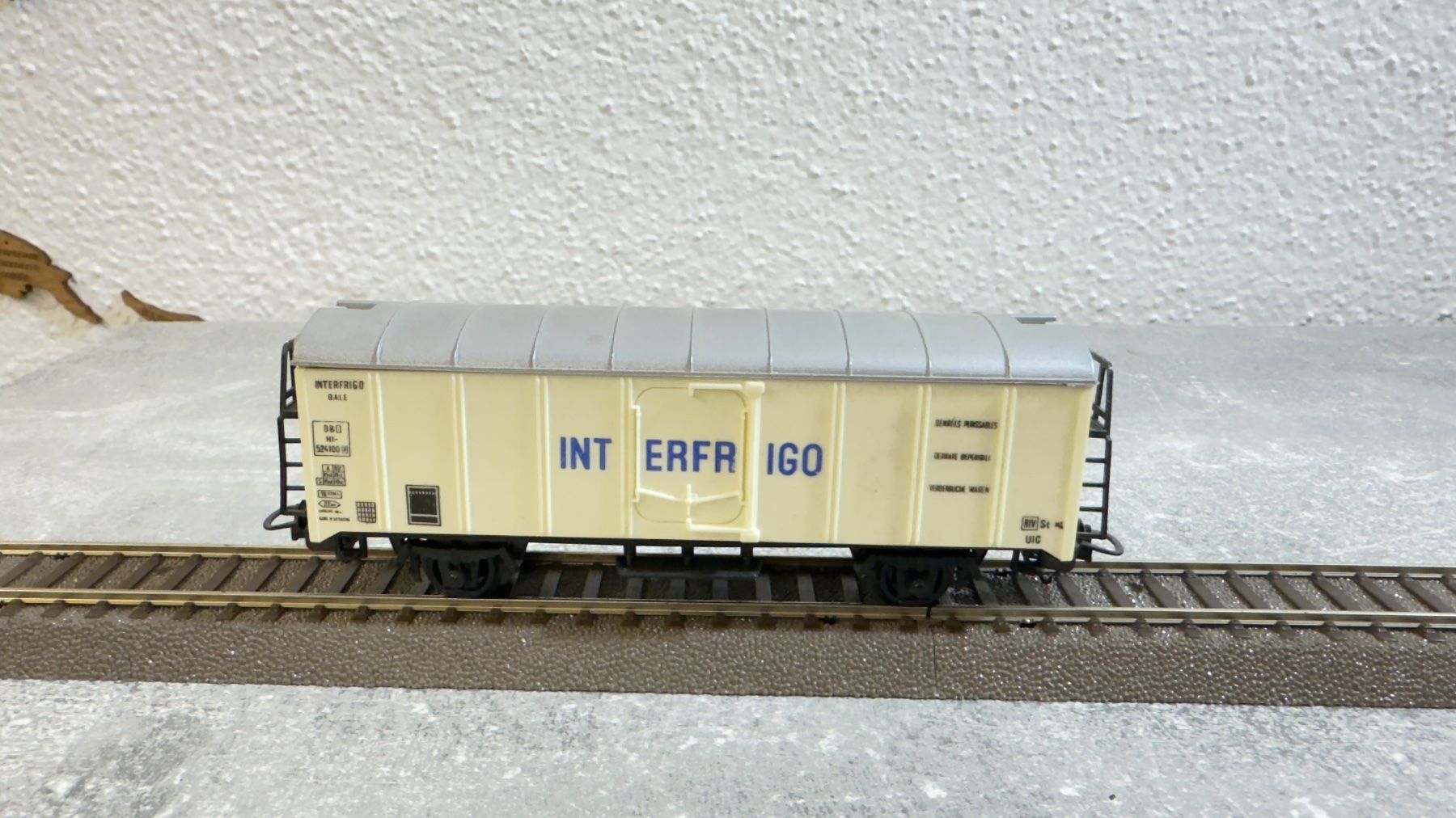 Liliput Modelleisenbahnen: Liliput oder Lima Kühlwagen H0 / DC – Gebraucht aus Windlach von Kelebra 1