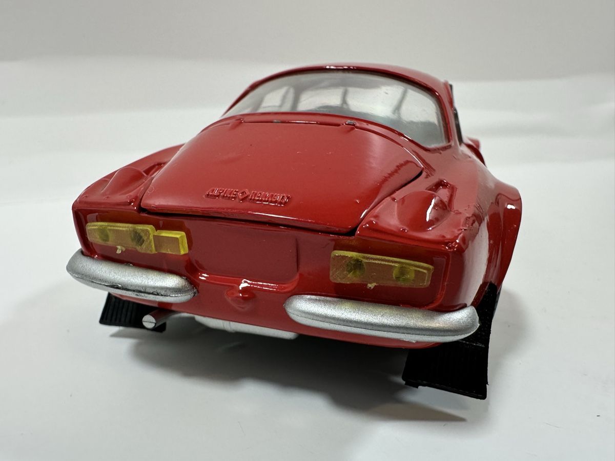 Alpine Modellini d'auto: Alpine Renault 1600 S 1:20, rot, MACADAM – Usato da Zofingen venduto da rf9_x2xt 4