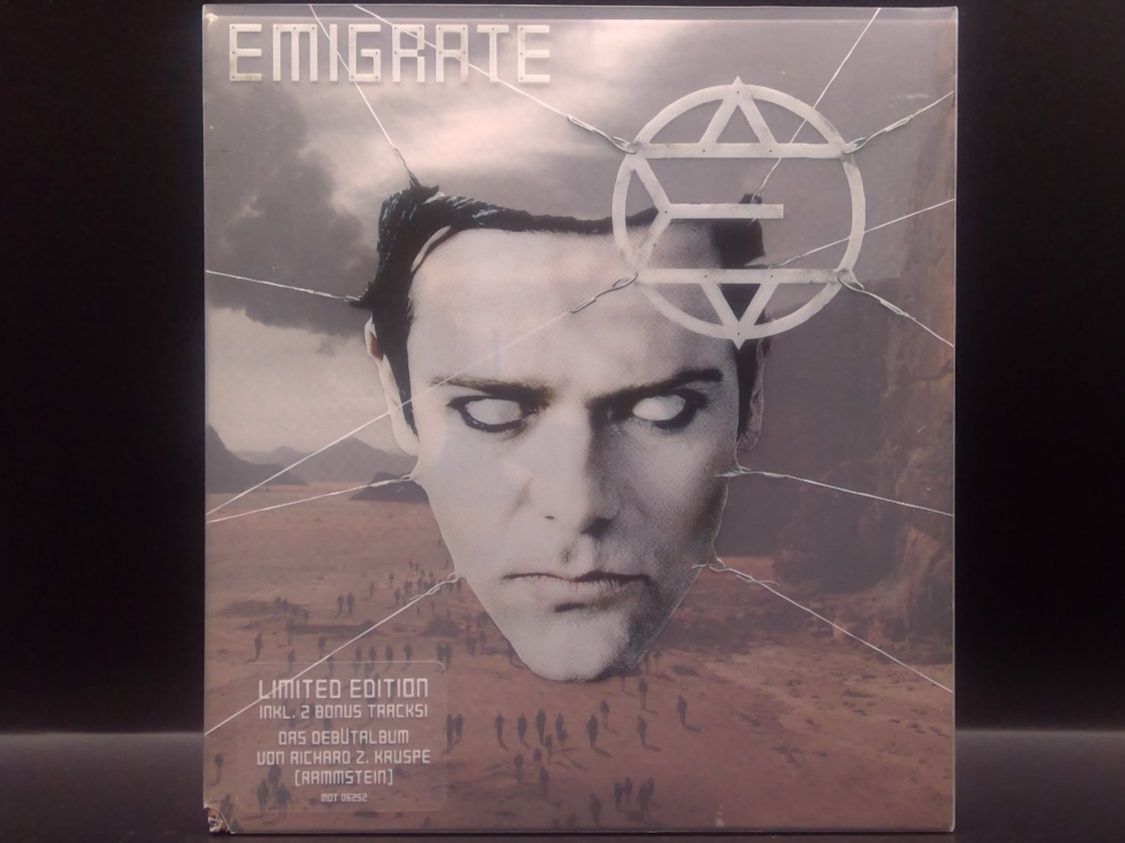 CD: Emigrate – Emigrate – Usato da St.Gallen venduto da jalamusic