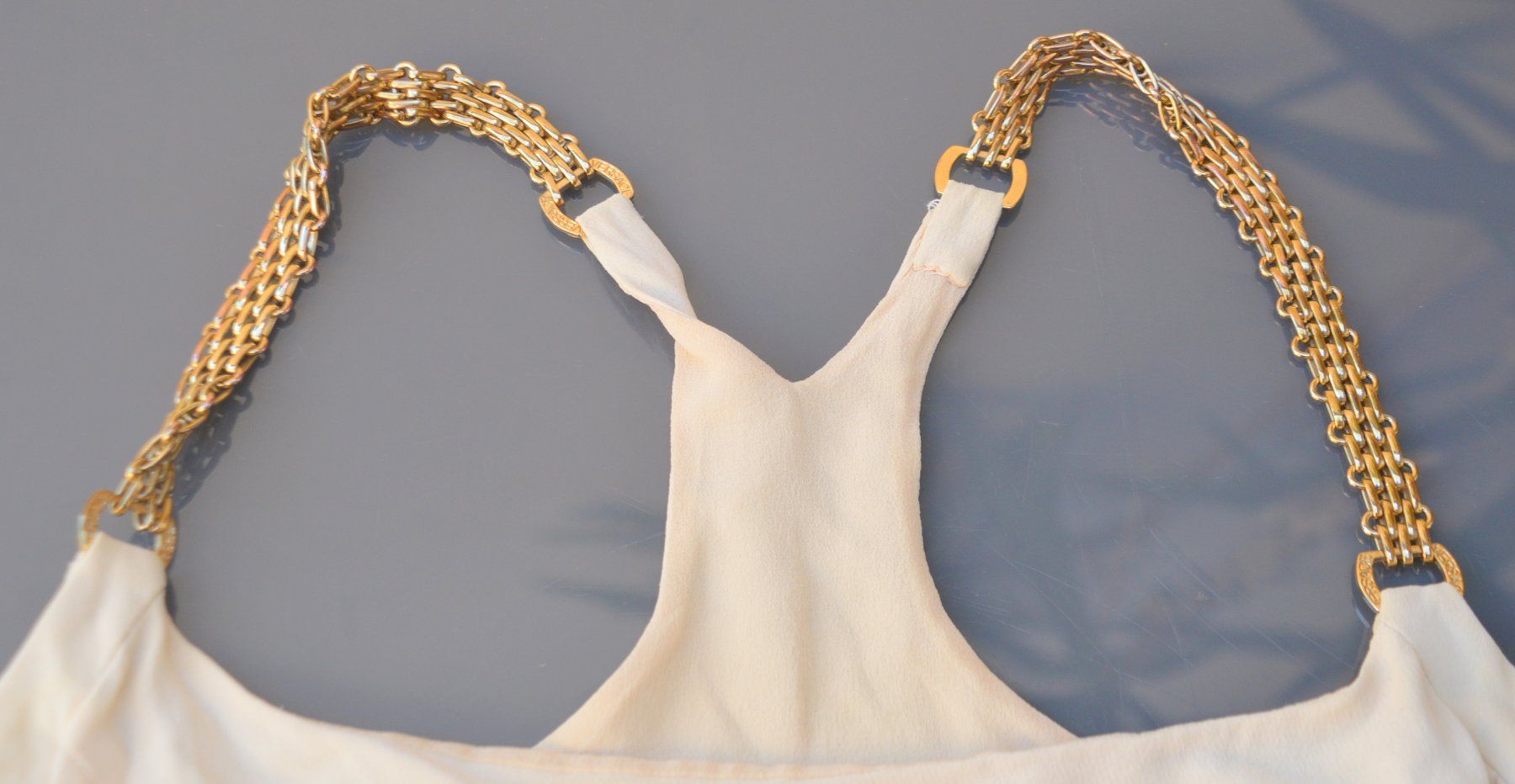 Versace Top: Seidentop Versace top en soie .S – Usato da Collonges venduto da arashee 3