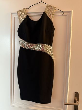 Dress Kleid