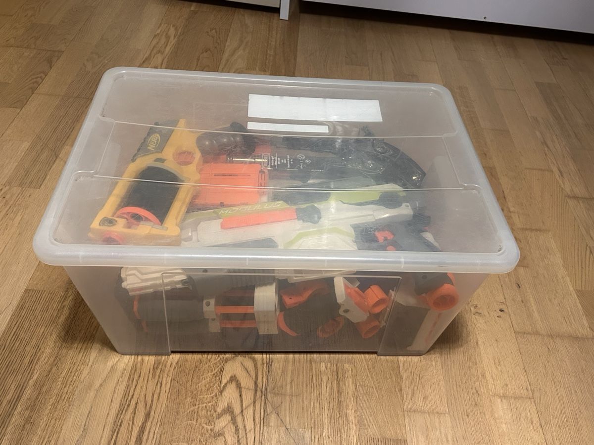Nerf Spielzeuge: Caisse de nerfs à vendre – Gebraucht aus Eysins von Daniele_DM 3