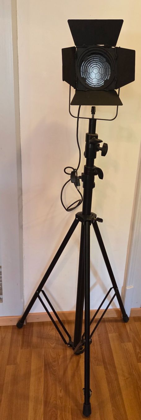 Phares: Theater-Scheinwerfer "Strand" 650 W – D'occasion à Unterseen par fratello2 4