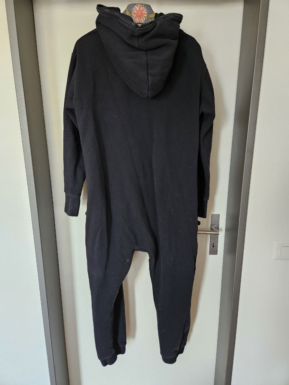 Jumpsuits: Schwarzer Onesie von Onepiece, Grösse L – Gebraucht aus Dübendorf von PrinceTamino 1