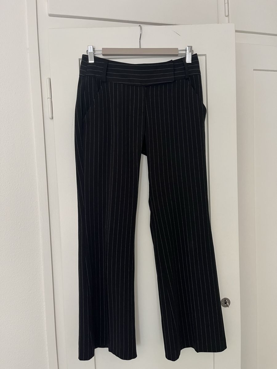 Pantalons: schwarze Y2K Schlaghose – D'occasion à Zürich par ale_t