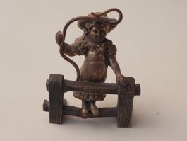 Antike kleine Sammelfigur aus Messing oder Bronze