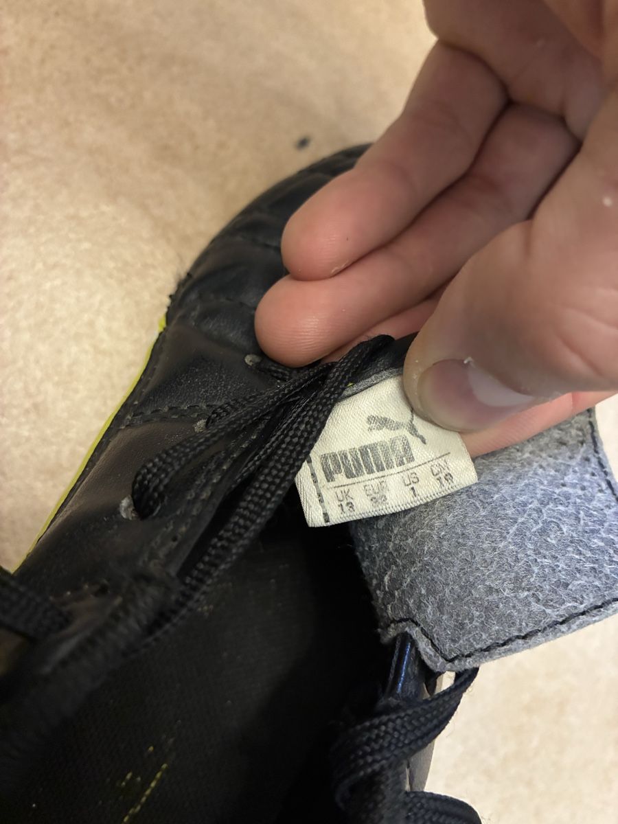 Scarpe per ragazzi: Scarpe da calcio Puma  – Usato da Bodio TI venduto da raf_dn8n 2