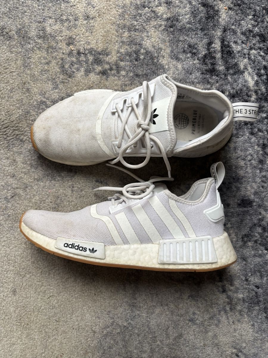 Adidas Herrenschuhe: Adidas Sneaker – Gebraucht aus Muttenz von Mosaik2008