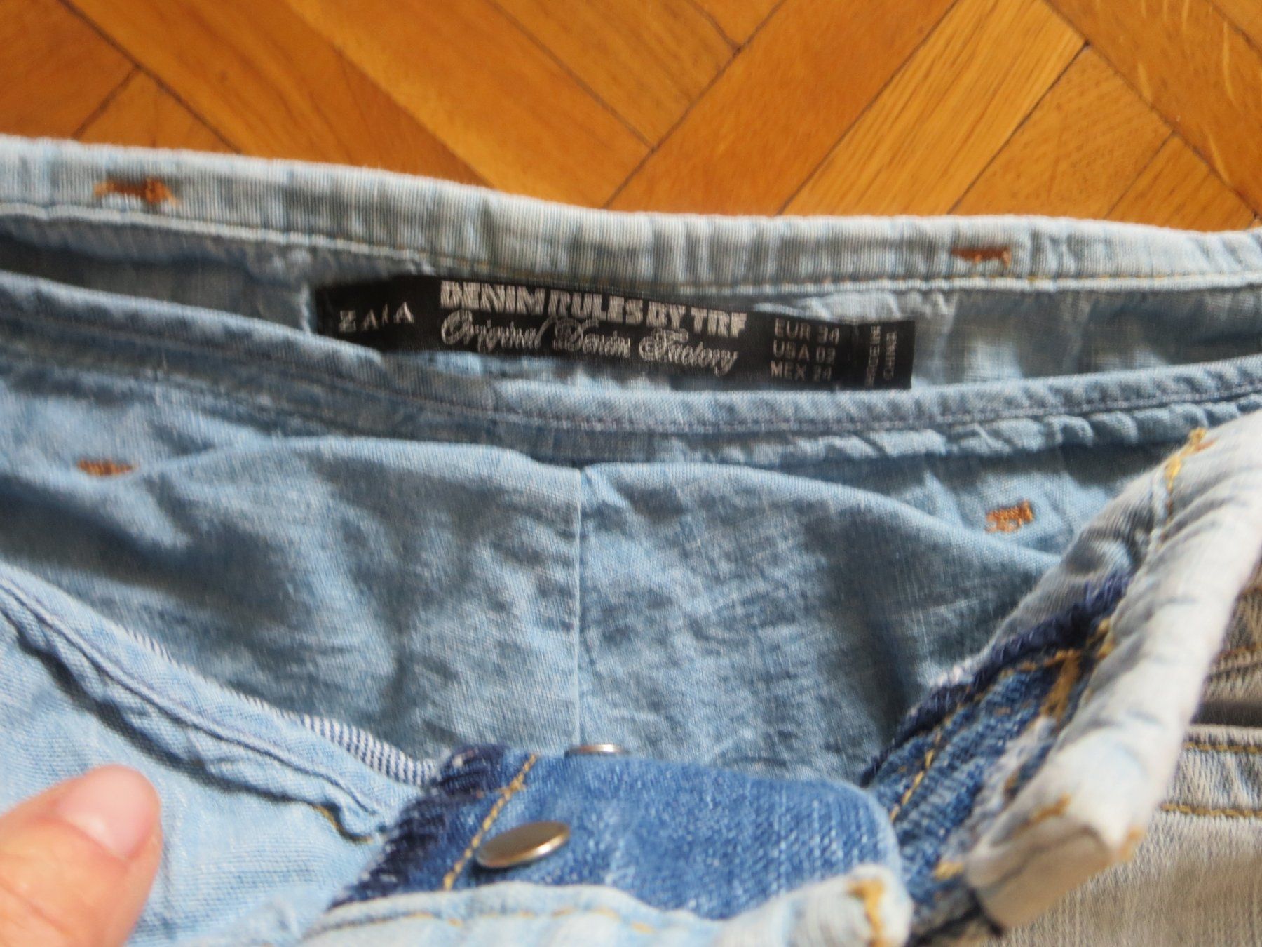 Jeans: Damen Sommer Jeans-Shorts /Gr. 34 – Usato da Wallisellen venduto da Arvenstube 1