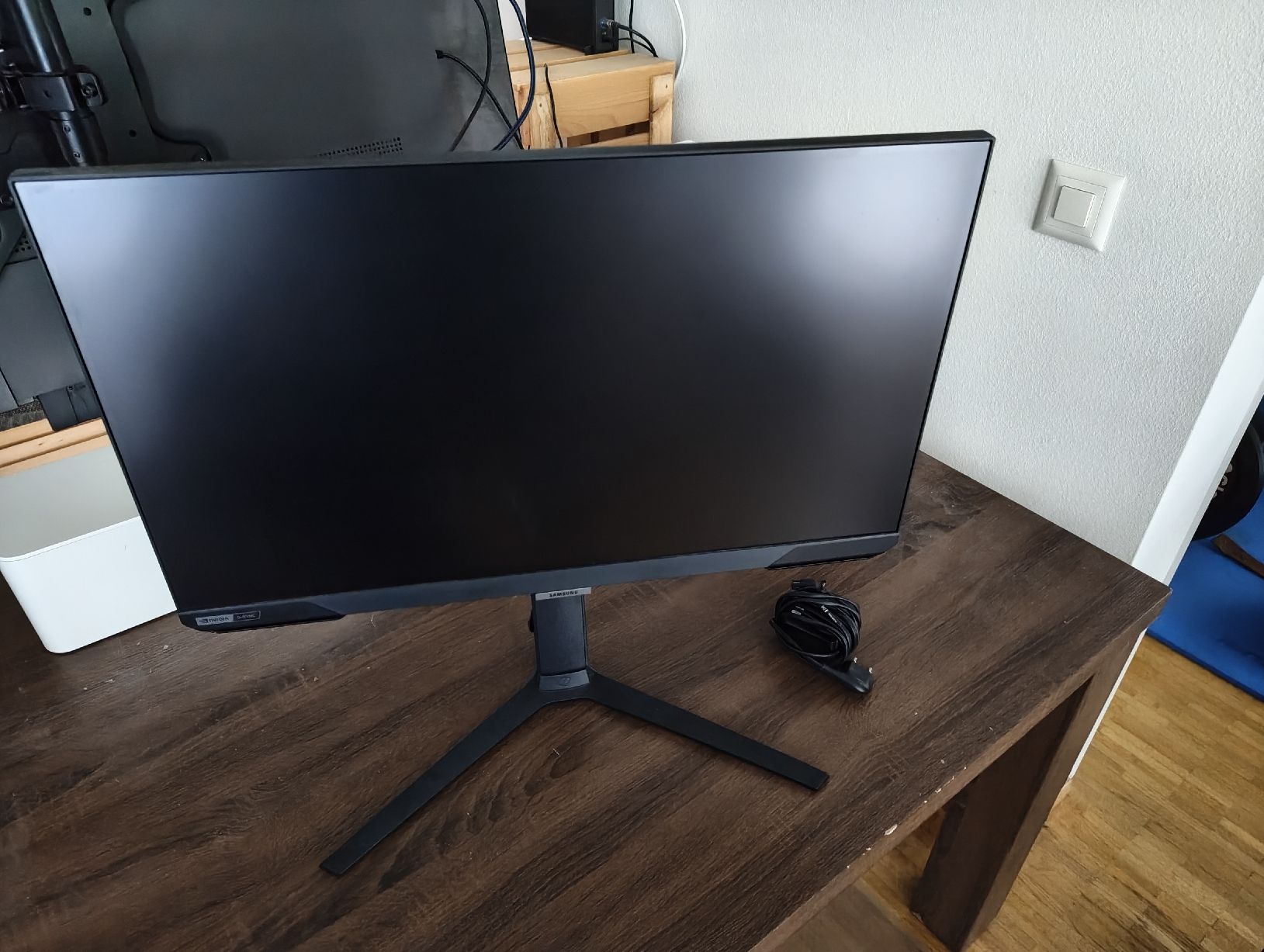 Samsung Ecrans: Samsung Odyssey G4 - G40B  25" – D'occasion à Aarau par Revenant8