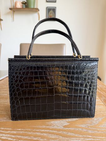 DELLE COSE Croco Leather Handbag Italy Selling due to move