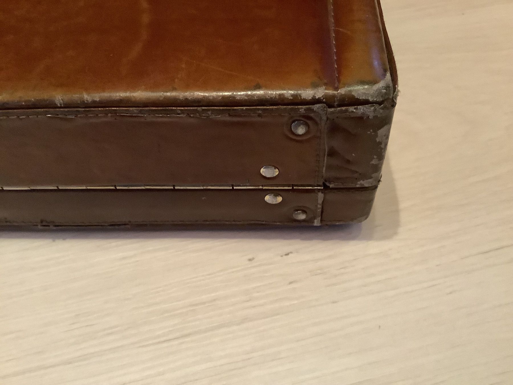 Koffer & Taschen: Mallette en cuir vintage – Gebraucht aus Epalinges von janvs 4