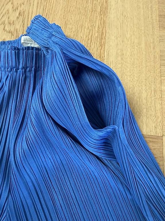 Pantalons: Pleats Please Hose – D'occasion à Uitikon Waldegg par lapagy 3