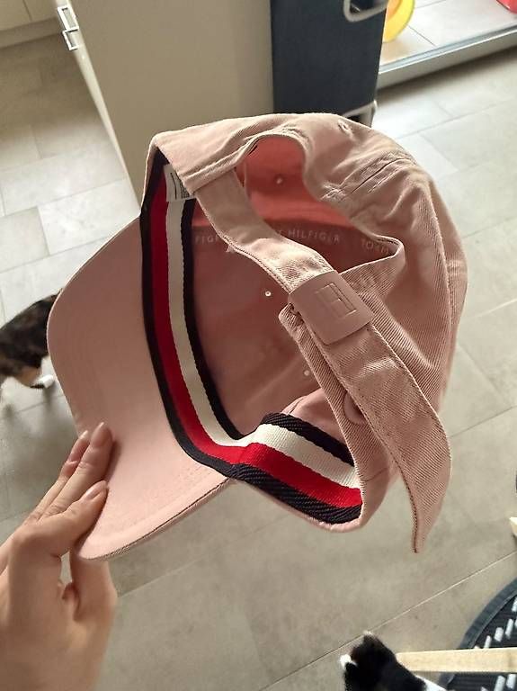 Tommy Hilfiger Sonstige Damenmode: Tommy Hilfiger Kappe OneSize – Neu (gemäss Beschreibung) aus Hüttwilen von sar_8gj7 1