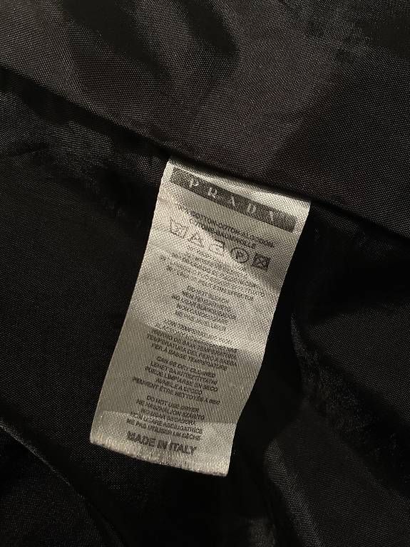 Prada Giacche: Prada jacke schwarz – Usato da Basel venduto da Leo_6qtr 4