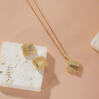 Elegantes Schmuckset,  - Kette und Ohrringe ✨