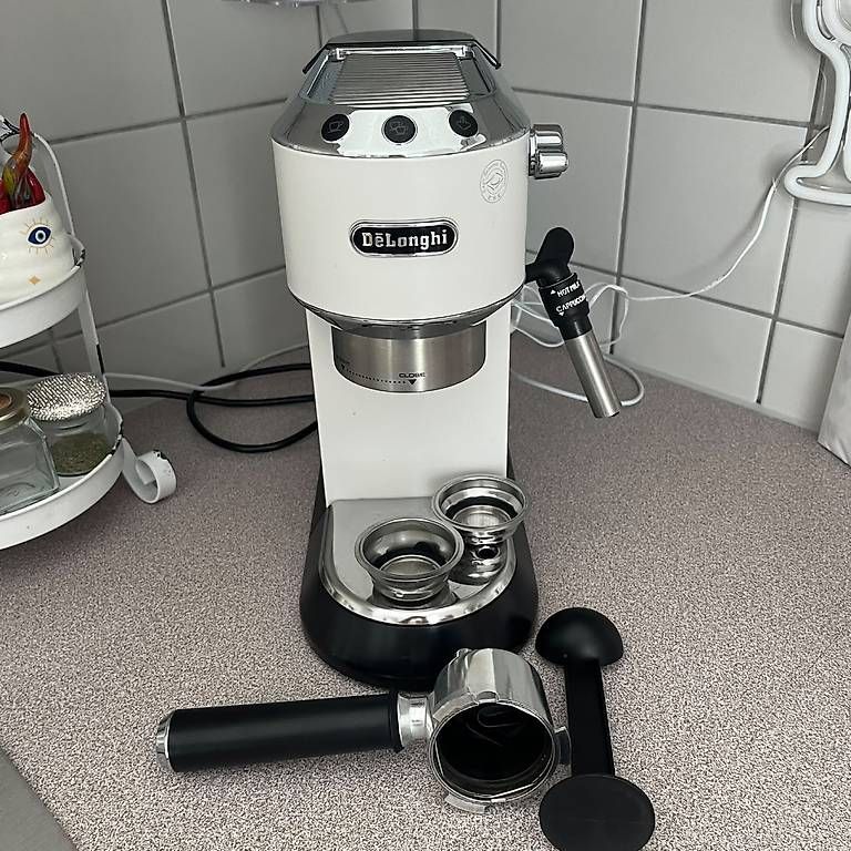 Kaffeemaschinen & Espressomaschinen: Espresso de longhi – Gebraucht aus Ermatingen von Wonasa