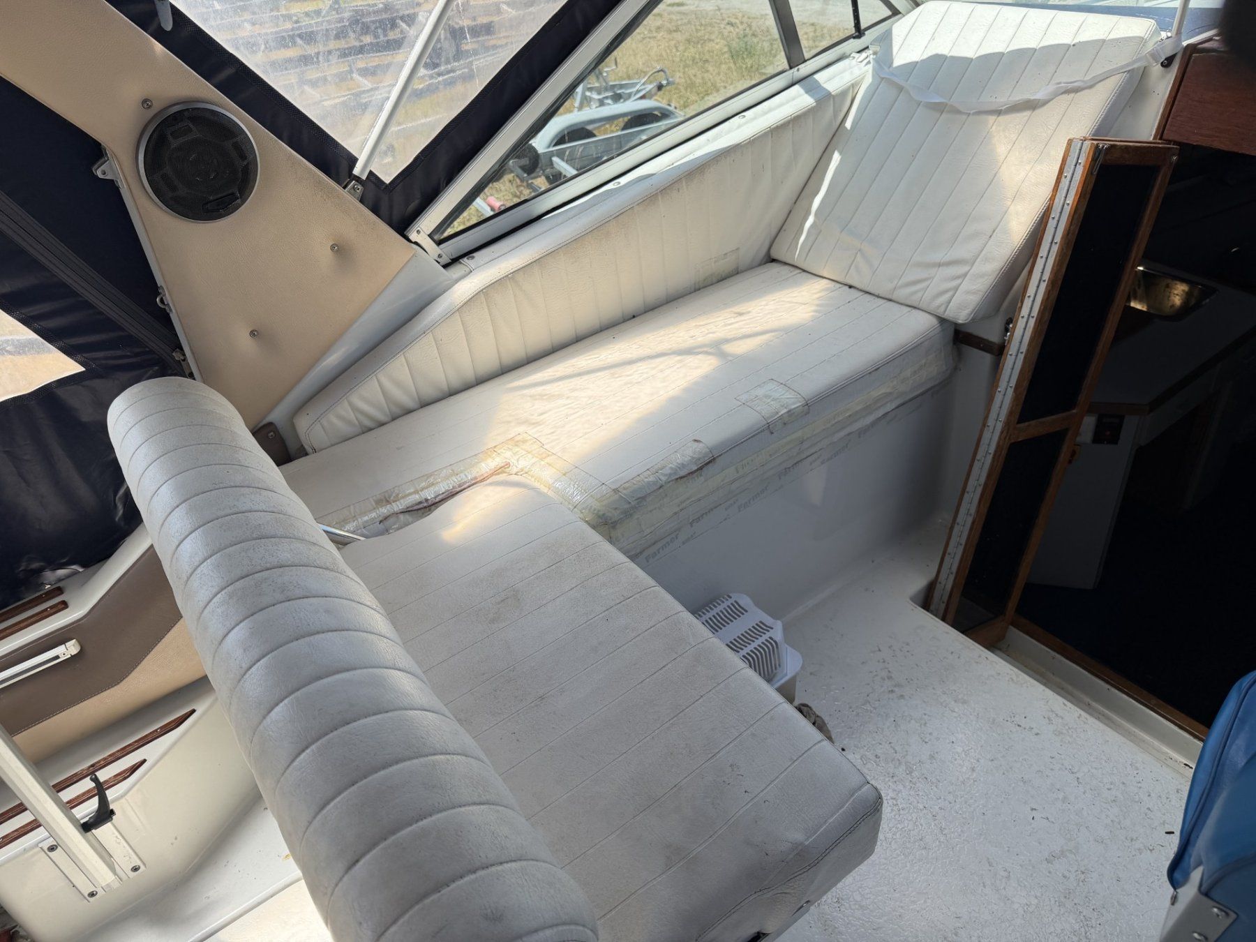 Bayliner Barche: BAYLINER AVANTI SPORT 250 – Usato da Avenches venduto da BOOTTRANSPORTE 8