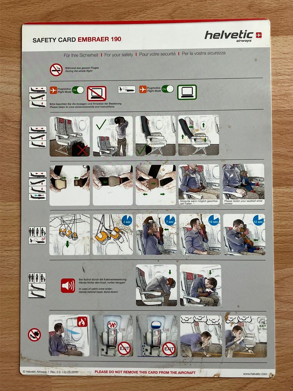 Cartoline: Helvetic Embraer 190  Safety Card – Usato da Zürich venduto da Classic_Collection_Zurich 1