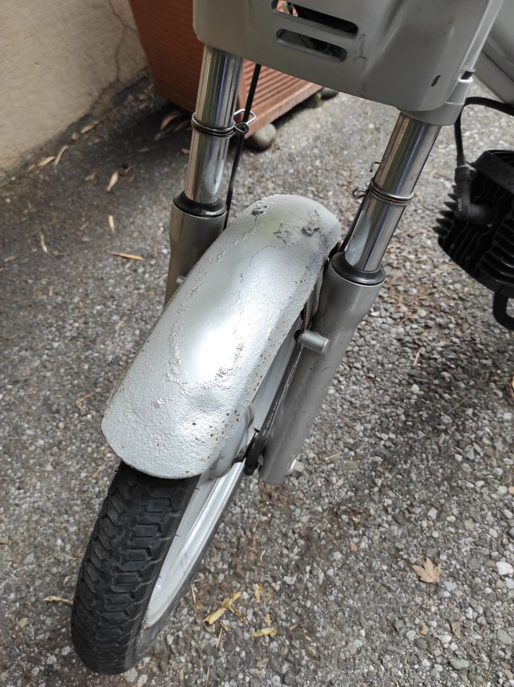 Mofas: Mofa tomos quadro e-start,mit Ausweis, fahrbar.. – Defekt aus Wädenswil von Patriots 5