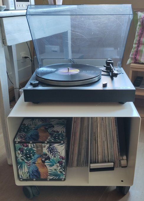 Commodes: Druckermöbel, HiFi-Möbel Metall – D'occasion à Wolfenschiessen par bricoleur69