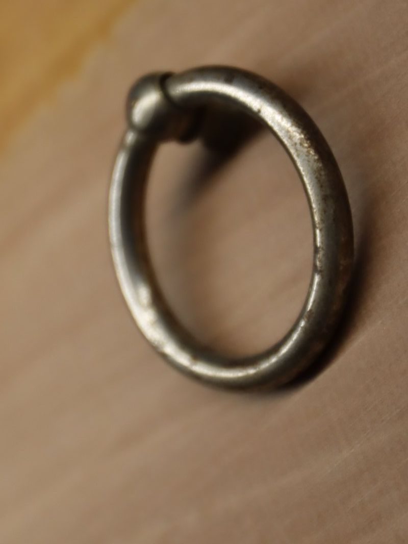 Ferramenta: antiker Fallgriff / Zugring – Usato da Emmetten venduto da Super008 3