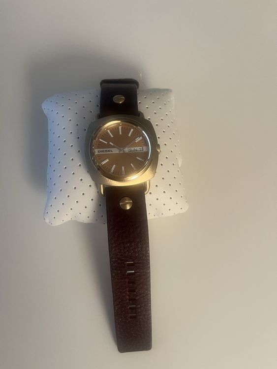 Diesel Montres: Diesel Uhr Retro – D'occasion à Kerzers par del13