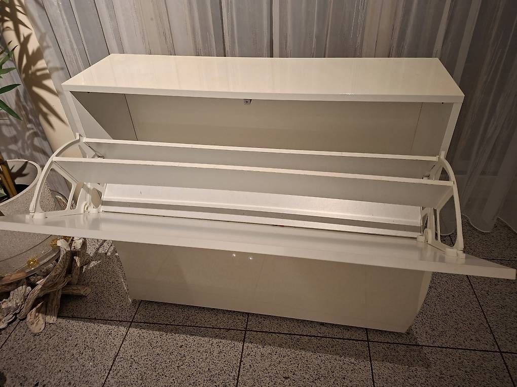 Regale: Schuhregal – Gebraucht aus Zürich von schaalando