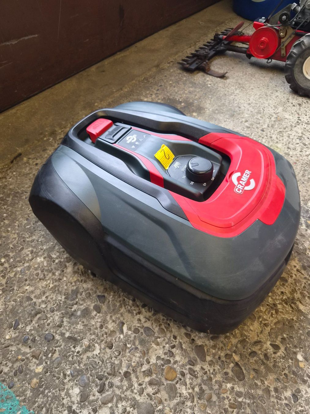 Tagliaerba: Cramer 2700 Rasenroboter – Usato da Worben venduto da TCPoint