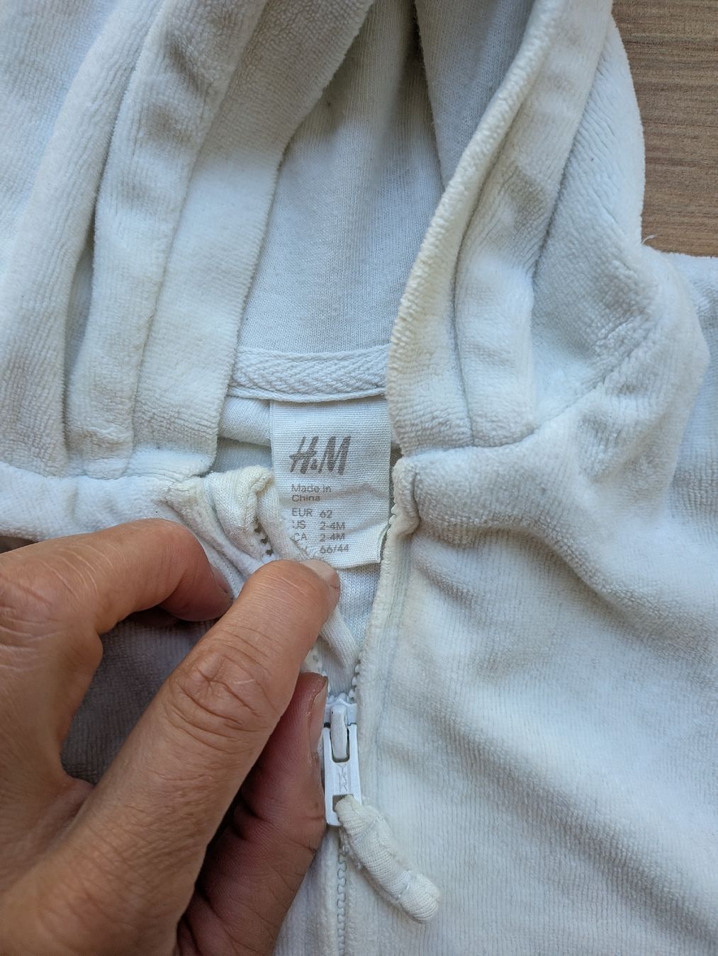H&M Maglioni & Felpe: Kapuzen Pullover Frottee Grösse 62 – Usato da Eschenbach SG venduto da SanFranciscoCalifornia 1