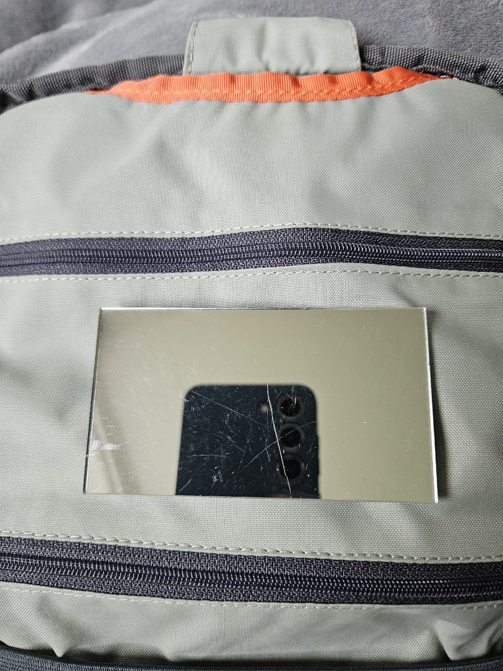 Meru Kosmetikkoffer: Meru Kulturbeutel/Necessaire – Gebraucht aus Bern von Snowflake38 5