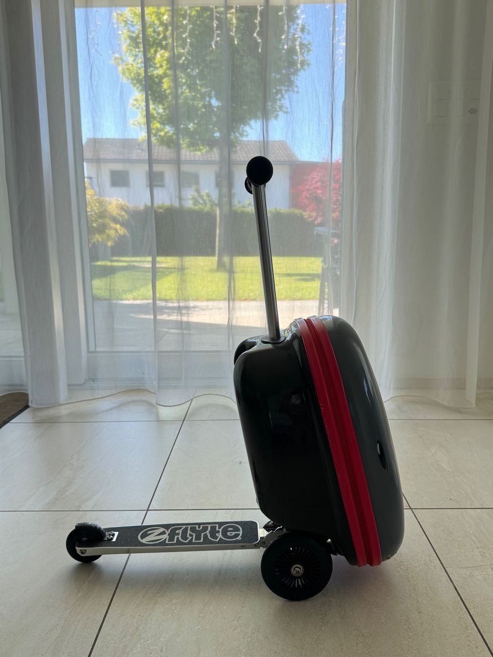 Altro in Aeronautica: Zinc Flyte Midi Case Scooter - Snapper The Shark – Usato da Meisterschwanden venduto da Nandda 2