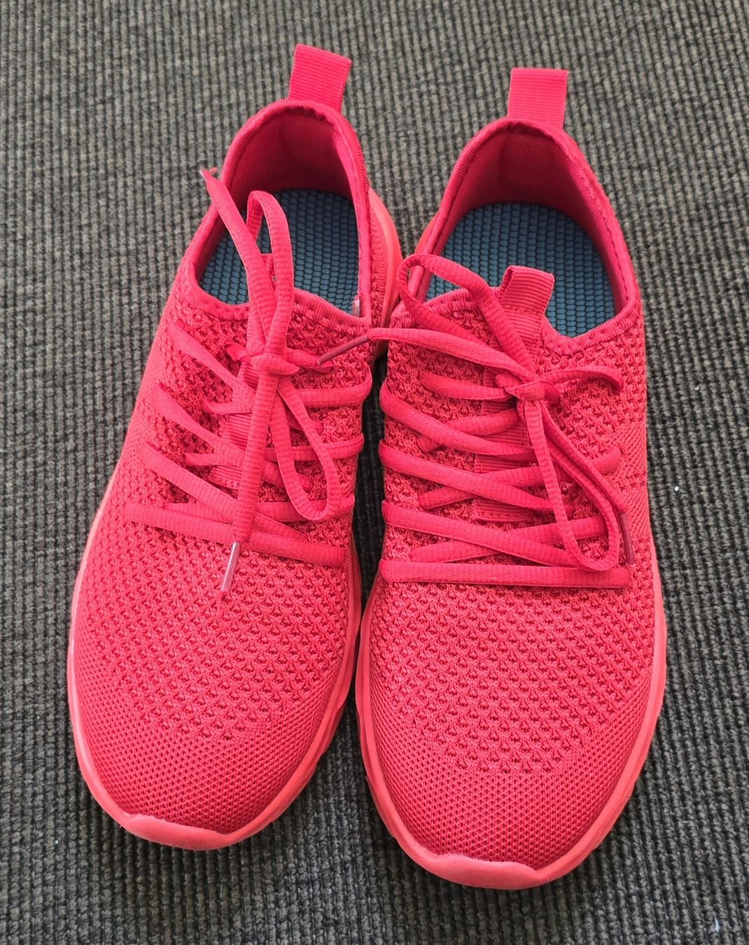 Scarpe da uomo: Sport/Turnschuh NEU!  – Nuovo e nell'imballaggio originale da Widnau venduto da Schurlibua 1