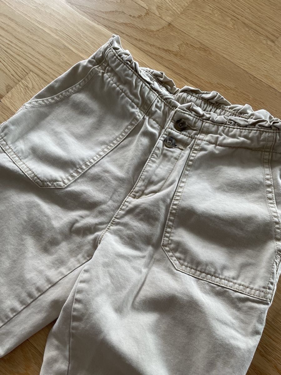 Esprit Hosen: Esprit Hose beige Gr. XS – Gebraucht aus Möhlin von Halylea 1