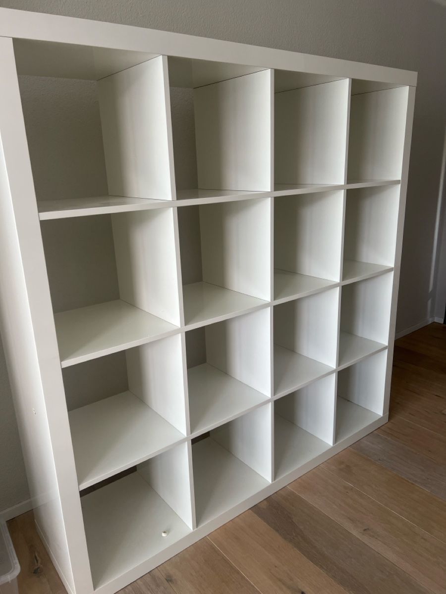 Scaffali: IKEA Kallax hochglanz weiss – Usato da Oberuzwil venduto da Joe_Lee