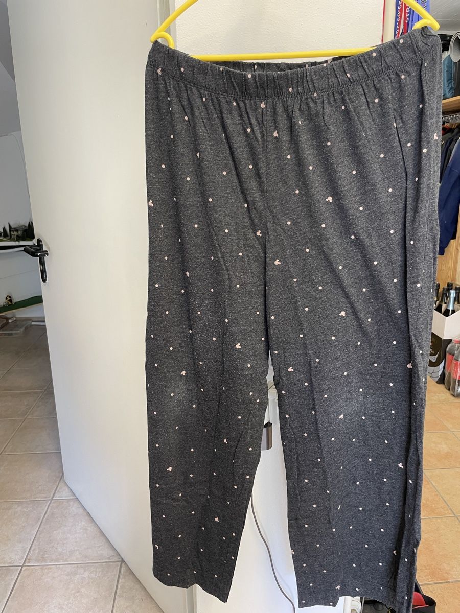 H&M Pigiama & Simili: Pigiama H&M Disney tg.L – Usato da Cagiallo venduto da Misschiacci- 1
