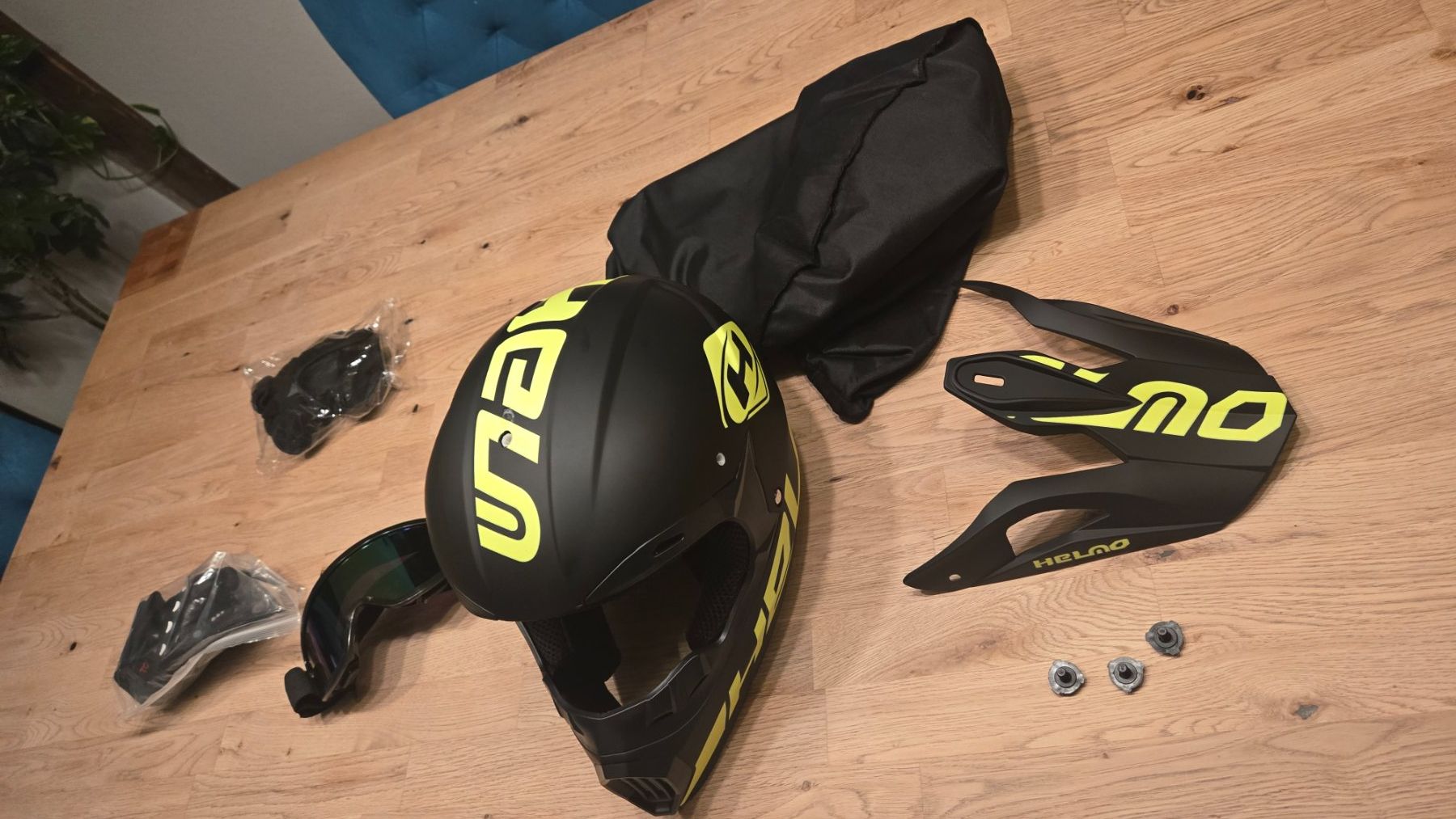 Caschi & visiere: Motocross Helm Gelb schwarz – Nuovo (secondo la descrizione) da Schleinikon venduto da floeru7 1
