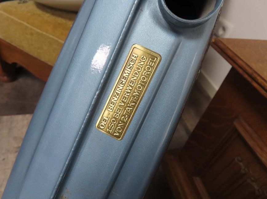 Sticker: Benzin-Gemisch Aufkleber RealMetall Gold-Farbe – Nuovo e nell'imballaggio originale da Gossau SG venduto da Puch-tech 1