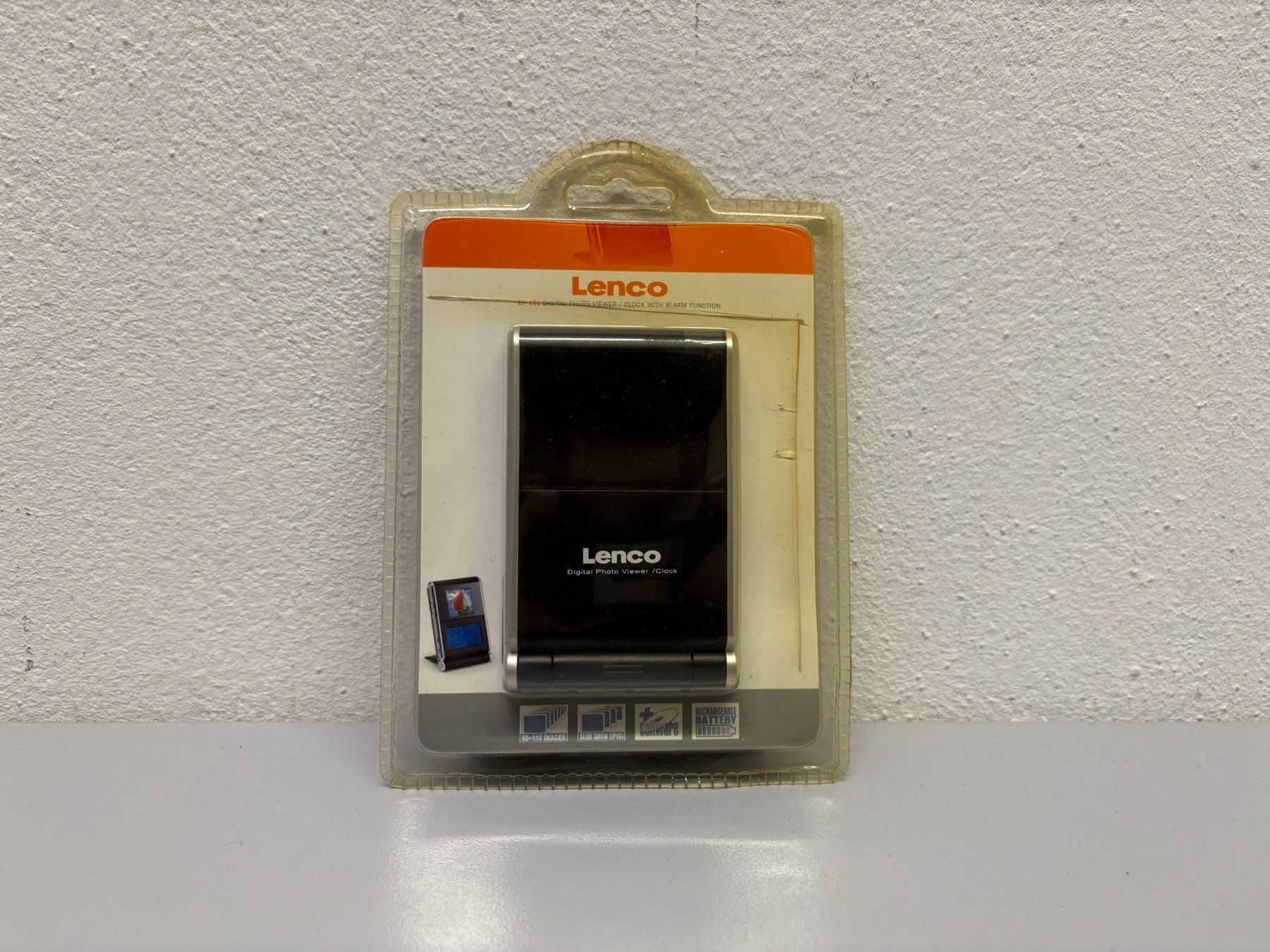 Lenco Wecker: Lenco DF 151 Digitales Fotoalbum – Neu (gemäss Beschreibung) aus Hochdorf von av-electronics