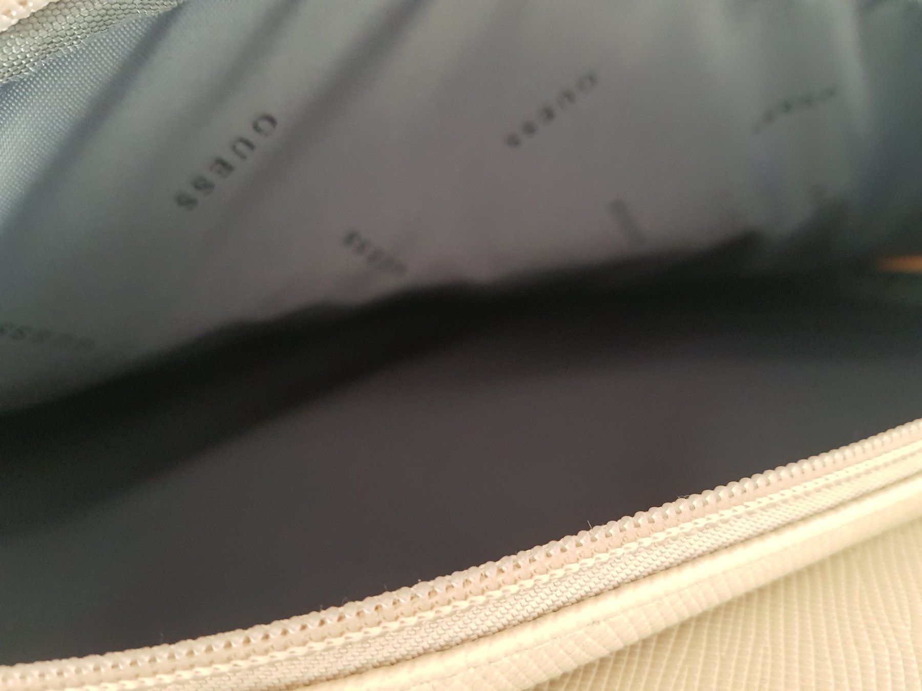 Valises de voyage: NEUER GUESS BOARDCASE KOFFER – Neuf avec emballage d'origine à Root par LifestyleAccessoires 6