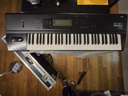 Korg 01/WFD Workstation Synthesizer – Expanded Mit Hard Case